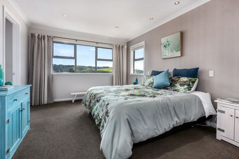 Photo of property in 36 John Burke Drive, Aotea, Porirua, 5024