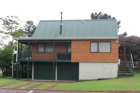 Photo of property in 3a Gallagher Park Lane, Pauanui, Hikuai, 3579