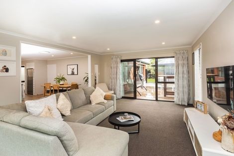 Photo of property in 265 Queenspark Drive, Parklands, Christchurch, 8083