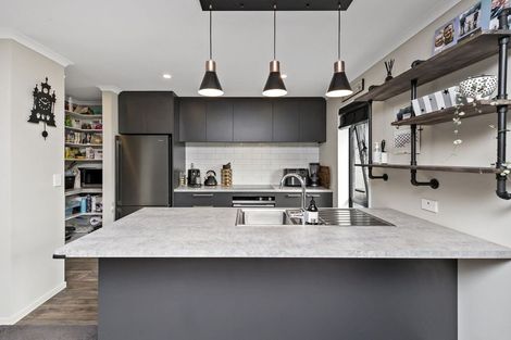 Photo of property in 74 Stationmasters Way, Prebbleton, 7604