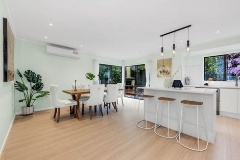 Photo of property in 3 Mimosa Place, Half Moon Bay, Auckland, 2012