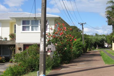 Photo of property in 3/125 Exmouth Road, Northcote, Auckland, 0627