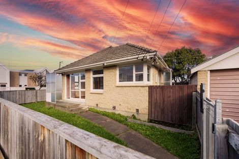 Photo of property in 1/180 Edgeware Road, Edgeware, Christchurch, 8013