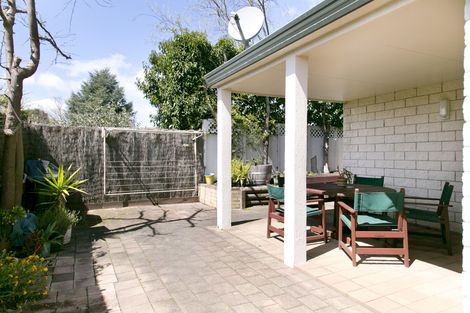 Photo of property in 1/29 Oregon Drive, Rainbow Point, Taupo, 3330