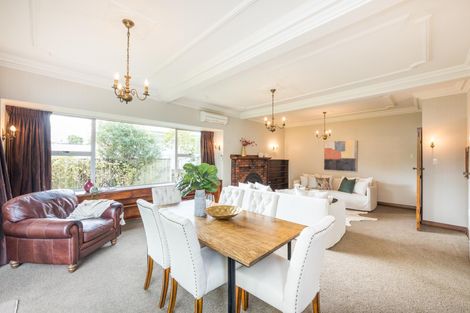 Photo of property in 11 Elmira Avenue, Hokowhitu, Palmerston North, 4410