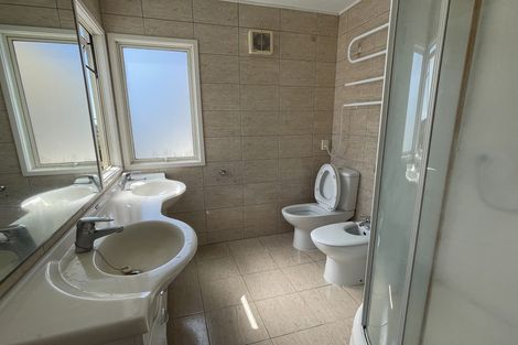 Photo of property in 1/369 East Coast Road, Mairangi Bay, Auckland, 0630