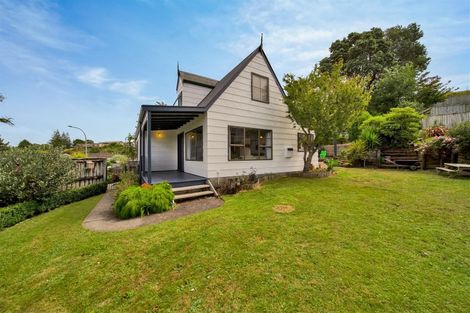 Photo of property in 6 Warkworth Grove, Bell Block, New Plymouth, 4312