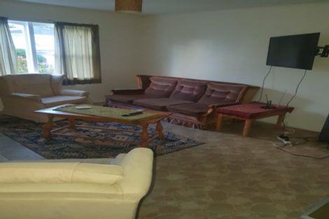 Photo of property in 5 Westview Grove, Miramar, Wellington, 6022