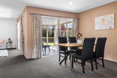 Photo of property in 2 Gerald Beattie Lane, Rangiora, 7400