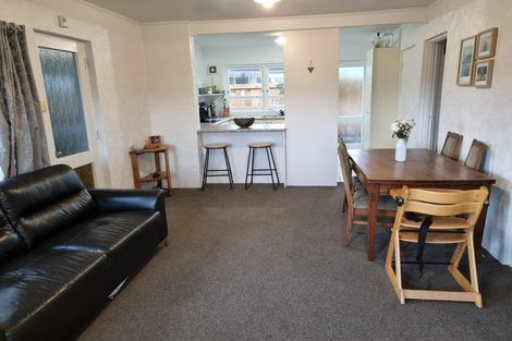 Photo of property in 2/27 Berwyn Avenue, Takanini, 2112