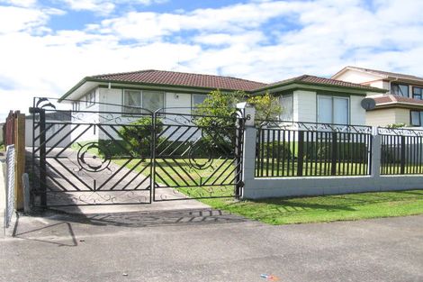 Photo of property in 6 Navigator Place, Papatoetoe, Auckland, 2025