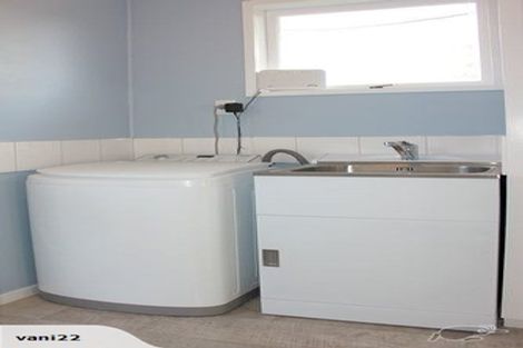 Photo of property in 37a Hatton Road, Orewa, 0931