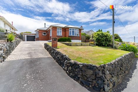 Photo of property in 135 Tomahawk Road, Andersons Bay, Dunedin, 9013