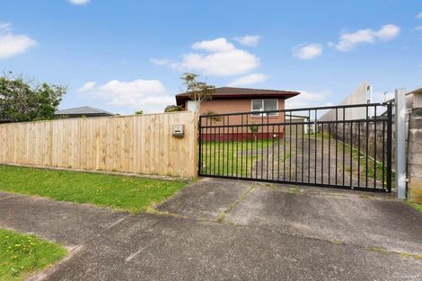 Photo of property in 8 Vetori Place, Clover Park, Auckland, 2023