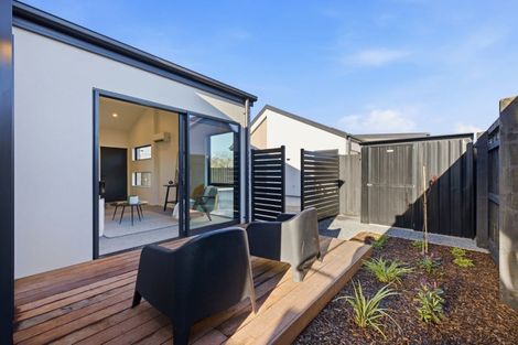 Photo of property in 2/4 Evatt Street, Bryndwr, Christchurch, 8053