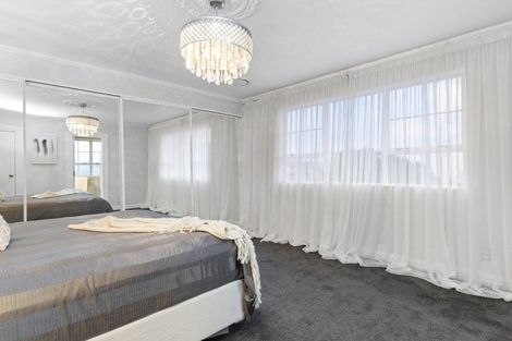 Photo of property in 12 Lindis Lane, Kelson, Lower Hutt, 5010