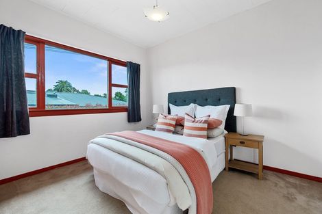 Photo of property in 21 Church Street, Northcote Point, Auckland, 0627