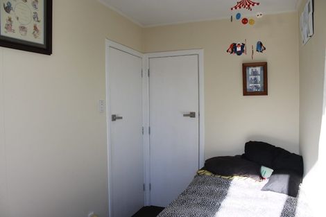 Photo of property in 68 Adamson Crescent, Glengarry, Invercargill, 9810