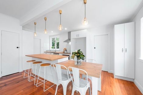 Photo of property in 1-2/6a Pohutukawa Street, Woburn, Lower Hutt, 5010