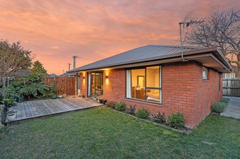 Photo of property in 185 Langdons Road, Northcote, Christchurch, 8052