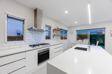 Photo of property in 11 Keel Street, Long Bay, Auckland, 0630