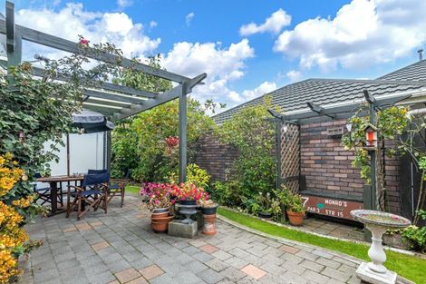 Photo of property in 87 Pahiatua Street, Hokowhitu, Palmerston North, 4410