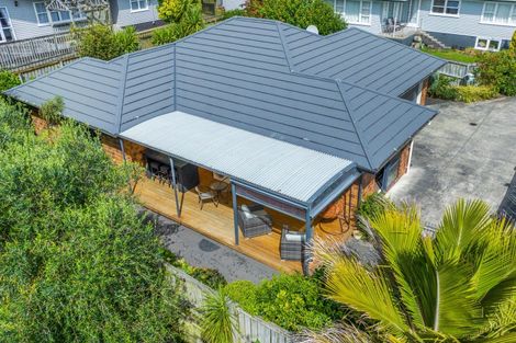 Photo of property in 5a Shanley Crescent, Waiuku, 2123