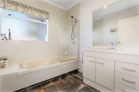 Photo of property in 59 Acacia Bay Road, Nukuhau, Taupo, 3330