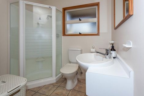 Photo of property in 102 Saint Patricks Row, Whangamata, 3620