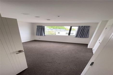 Photo of property in 17 Waru Lane, Te Atatu Peninsula, Auckland, 0610