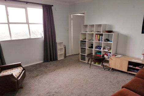 Photo of property in 15a Whaui Street, Vogeltown, Wellington, 6021