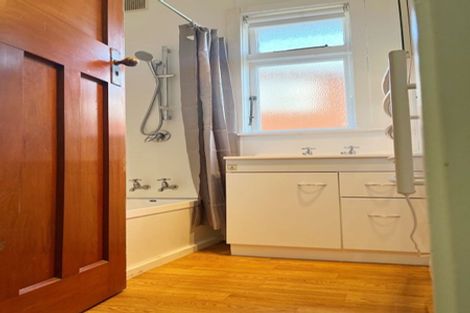 Photo of property in 21 Kemp Street, Kilbirnie, Wellington, 6022