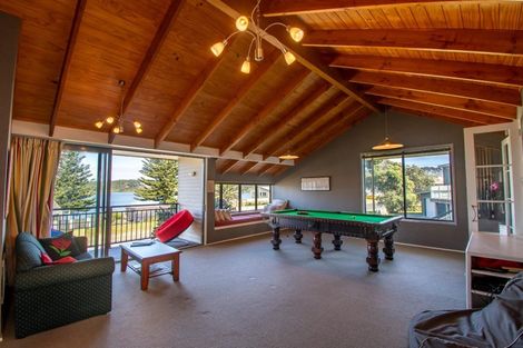 Photo of property in 715 Pukehina Parade, Pukehina, 3189