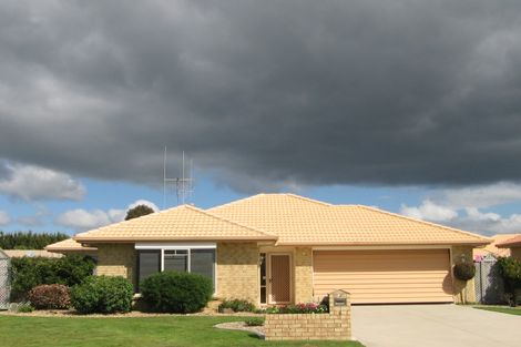 Photo of property in 6 Lavender Place, Papamoa Beach, Papamoa, 3118