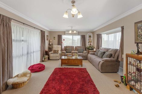 Photo of property in 1 Waharua Place, Tawhero, Whanganui, 4501