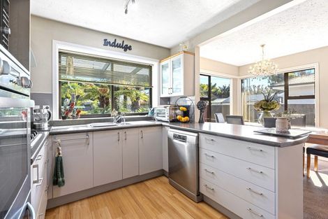 Photo of property in 37 Victors Road, Hoon Hay, Christchurch, 8025