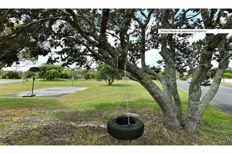 Photo of property in 16 Crampton Court, Orewa, 0931