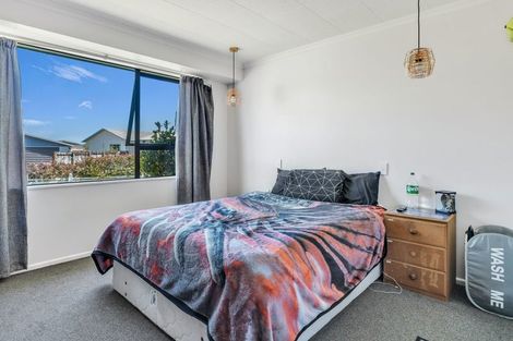 Photo of property in 10 Tawari Street, Inglewood, 4330