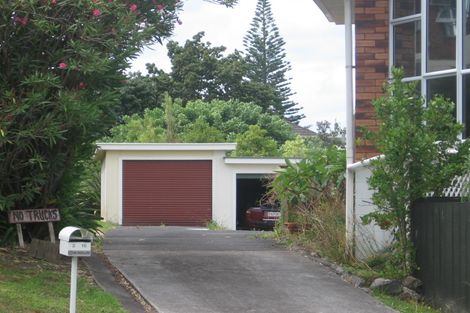 Photo of property in 2/16 Margaret Place, Milford, Auckland, 0620