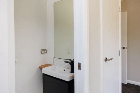 Photo of property in 7 Tower Place, Fitzherbert, Palmerston North, 4410