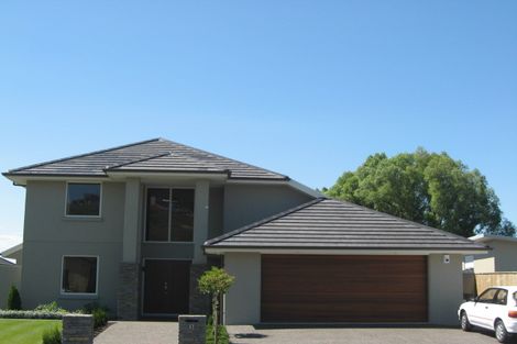 Photo of property in 17 Holbrook Way, Westmorland, Christchurch, 8025