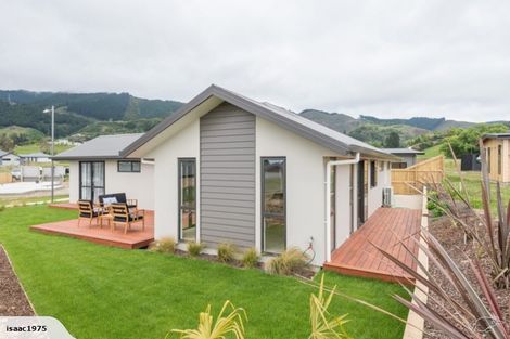 Photo of property in 8 Tarn Close, Pyes Pa, Tauranga, 3112