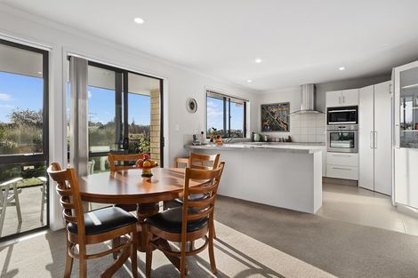 Photo of property in 24 Annandale Drive, Pyes Pa, Tauranga, 3112