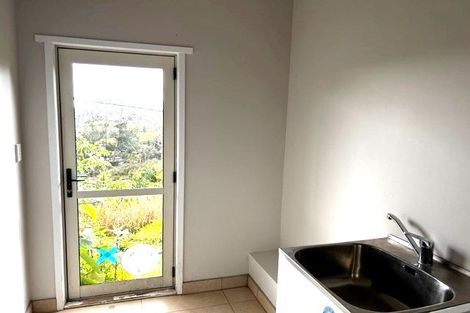 Photo of property in 144 Candia Road, Henderson Valley, Auckland, 0614