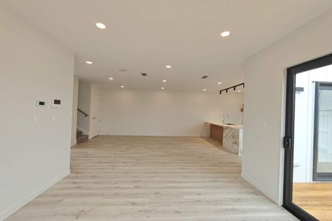 Photo of property in 1 Green Bamboo Road, Hobsonville, Auckland, 0616