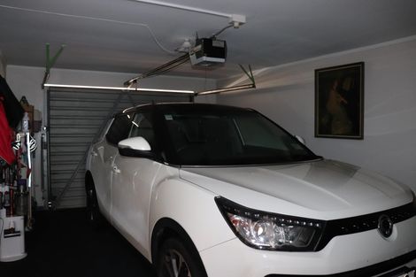 Photo of property in 84 Hakanoa Street, Huntly, 3700