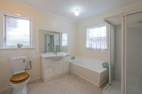 Photo of property in 46 Rugby Street, Levin, 5510