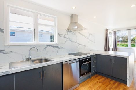 Photo of property in 86 Lethbridge Street, Feilding, 4702