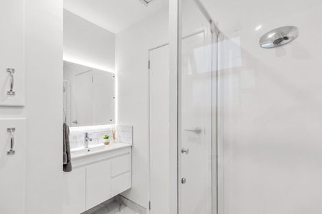 Photo of property in 38d Hetherington Road, Ranui, Auckland, 0612