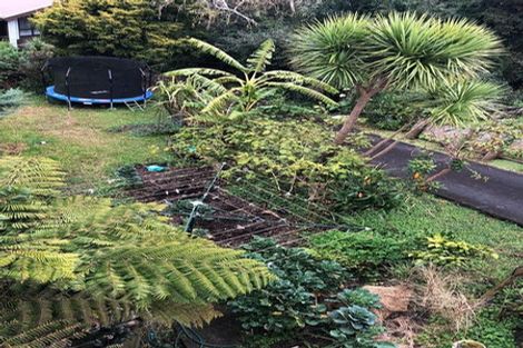 Photo of property in 2/366a Glenfield Road, Glenfield, Auckland, 0629